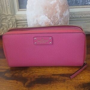 Like New! Kate Spade Wellesley Neda Zip Around Wallet hot pink pillbox red color